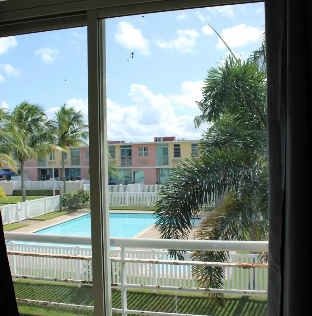San Juan Airport Retreat With A Pool Διαμέρισμα