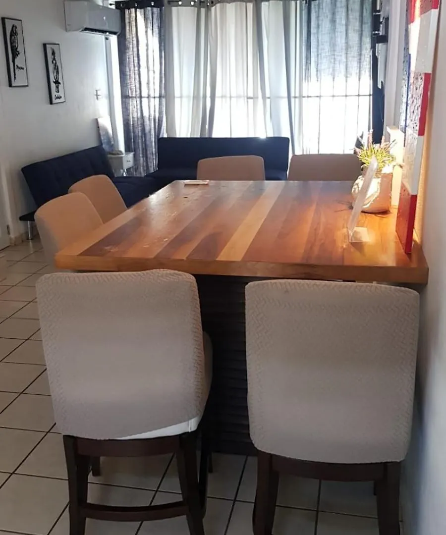 San Juan Airport Retreat With A Pool Διαμέρισμα
