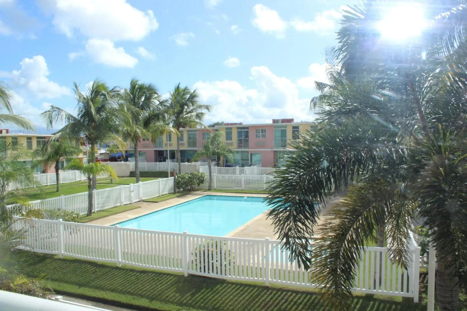 San Juan Airport Retreat With A Pool Διαμέρισμα