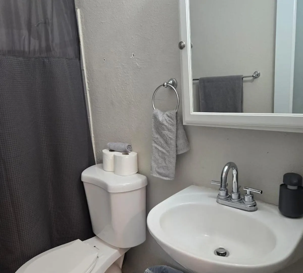 San Juan Airport Retreat With A Pool Διαμέρισμα Σαν Χουάν