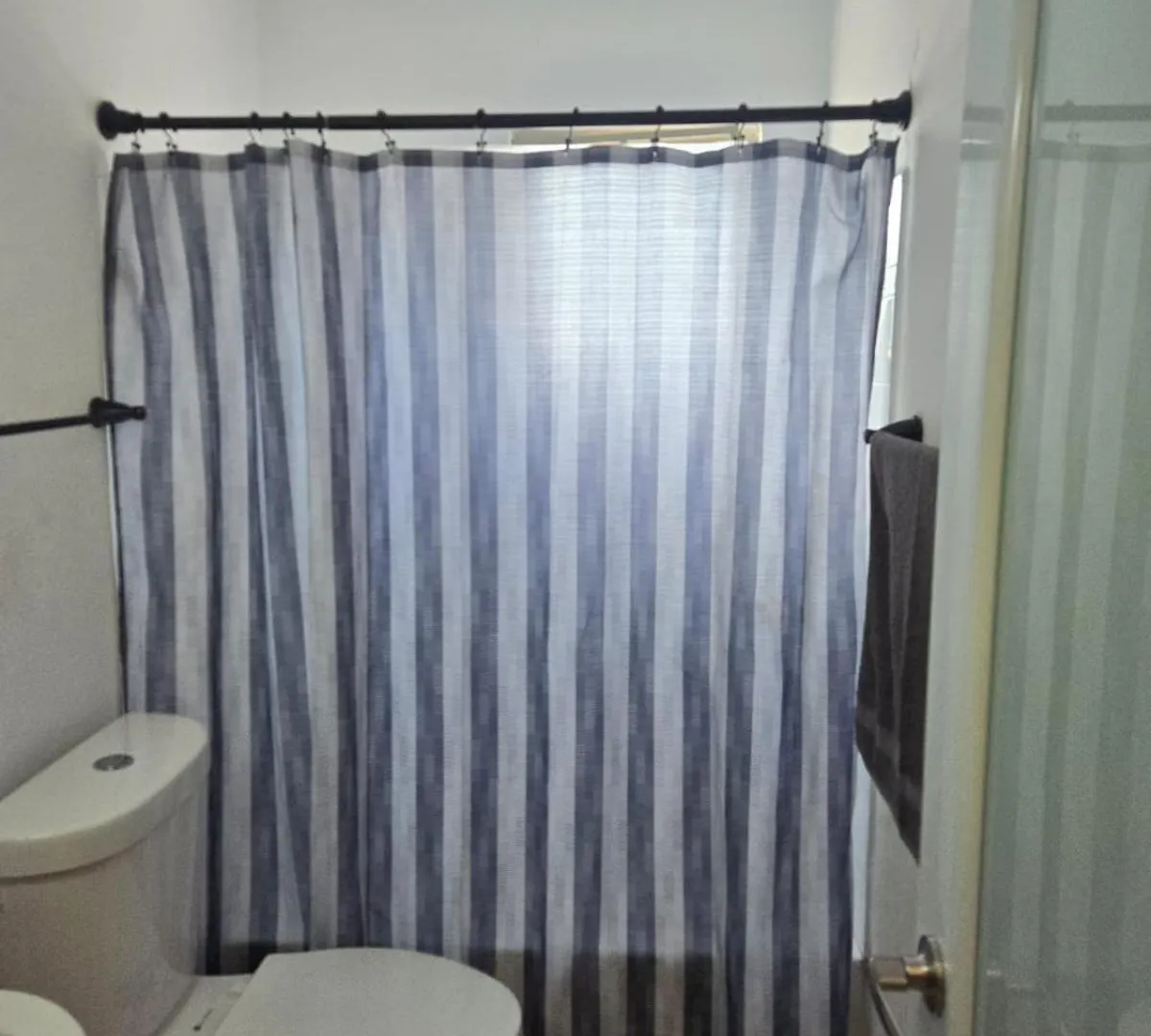 San Juan Airport Retreat With A Pool Διαμέρισμα